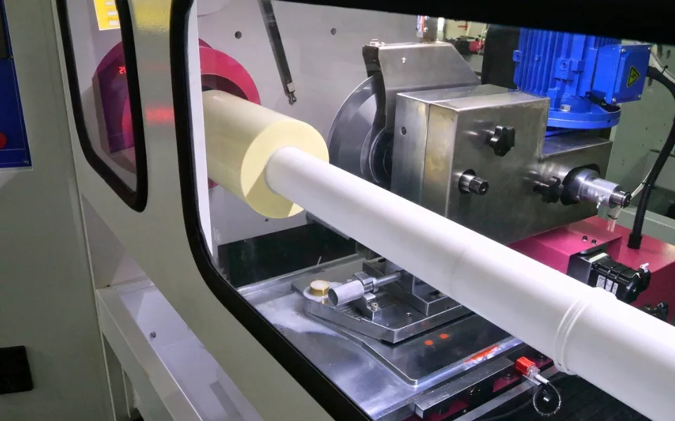 Adhesive Tape Cutting